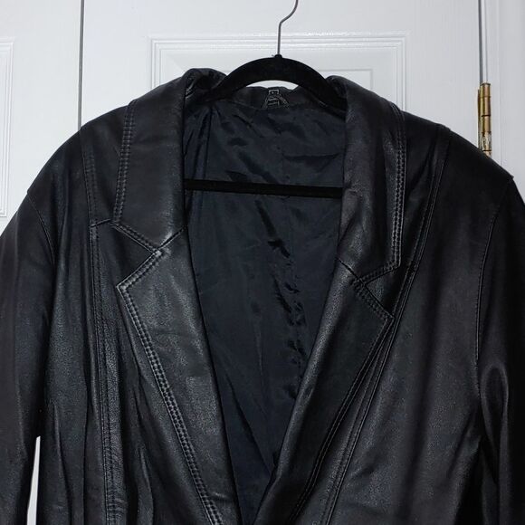Soft black 100%  leather jacket Sz L EUC - Picture 3 of 5